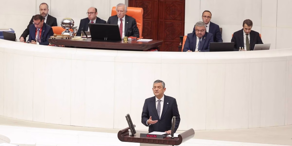 YENİ PARTİ GENEL BAŞKANI ÖZGÜR ÖZEL, TBMM GENEL KURULUNDA KONUŞTU.